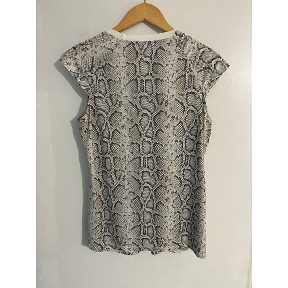 Elie Tahari top women’s size M snake print soft quiet luxury - Picture 4 of 5